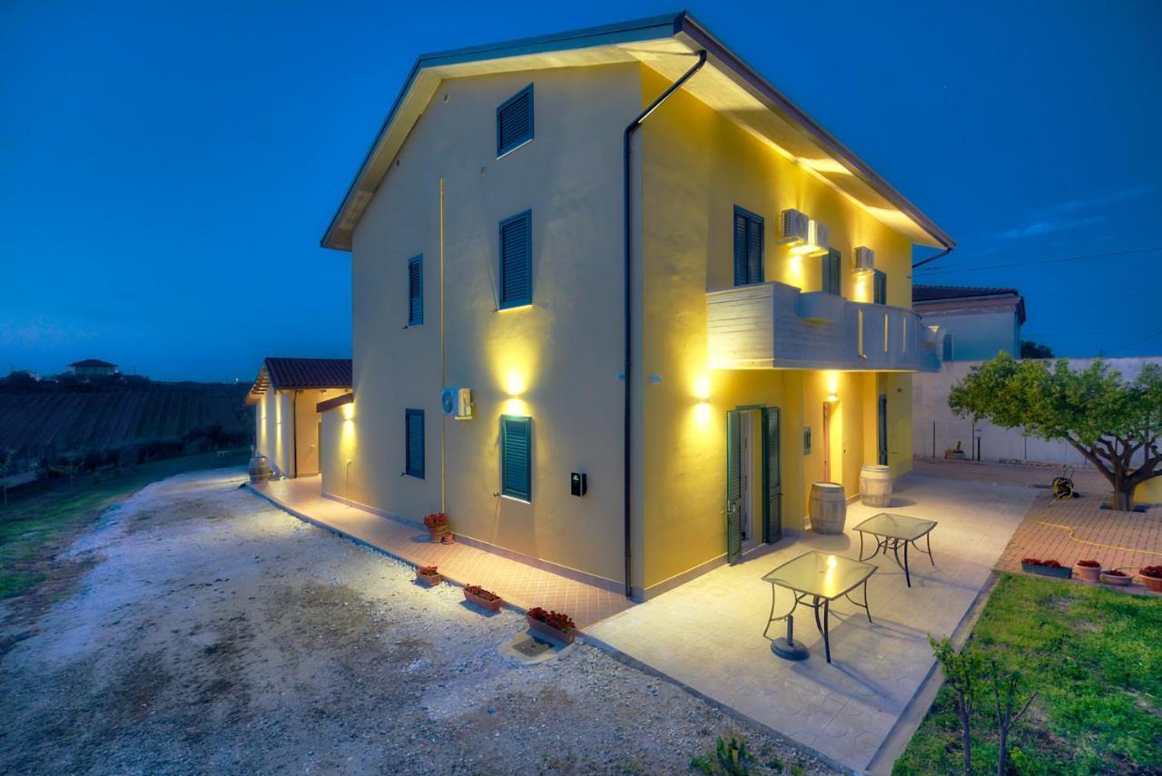 B&B la casa del vino Tollo Exterior foto